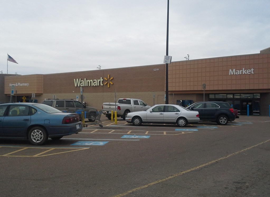 Return to the Senatobia MS Walmart For today and the weeke… Flickr