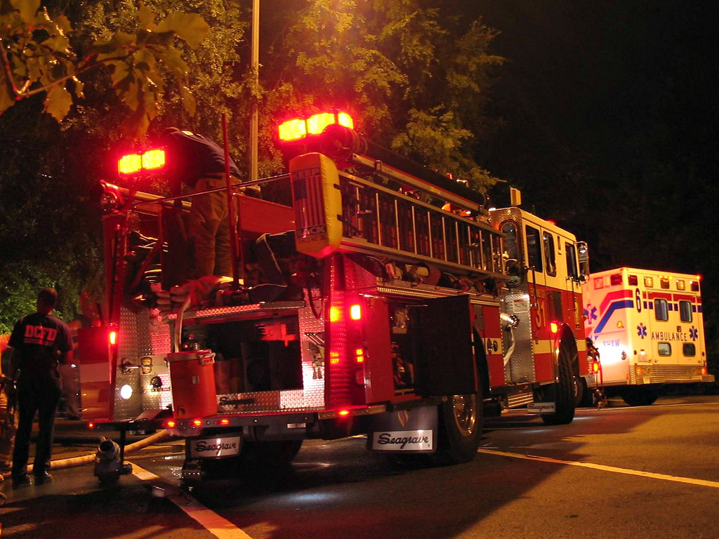 31 Engine Fire Scene Apartment Fire, Washington DC, 7/22/… Flickr
