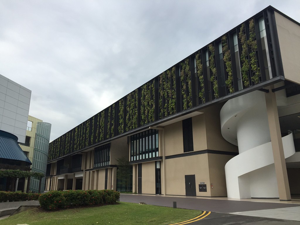 Singapore Institute of Technology campus at Temasek Polyte… Flickr