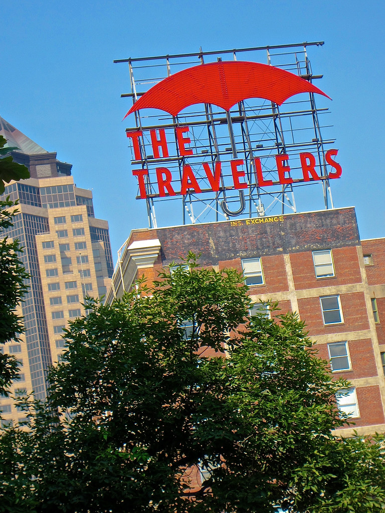 The Travelers, Des Moines, IA Iconic neon sign for the Tra… Flickr