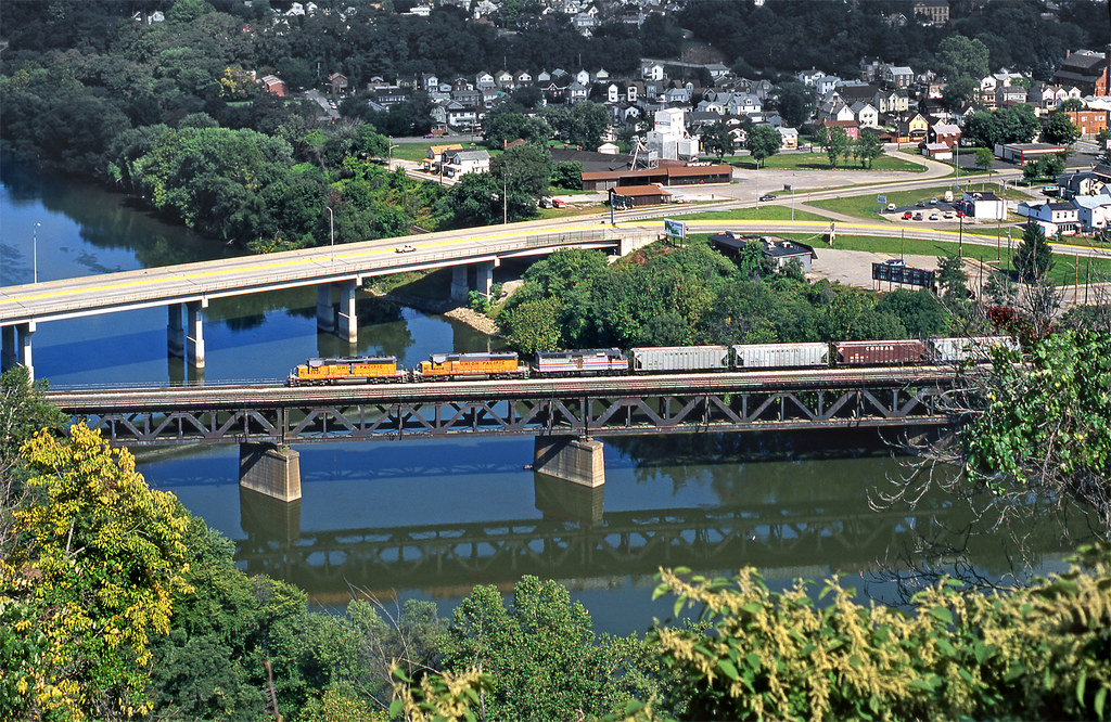 New Brighton, Pennsylvania. Northbound Union Pacific from … Flickr