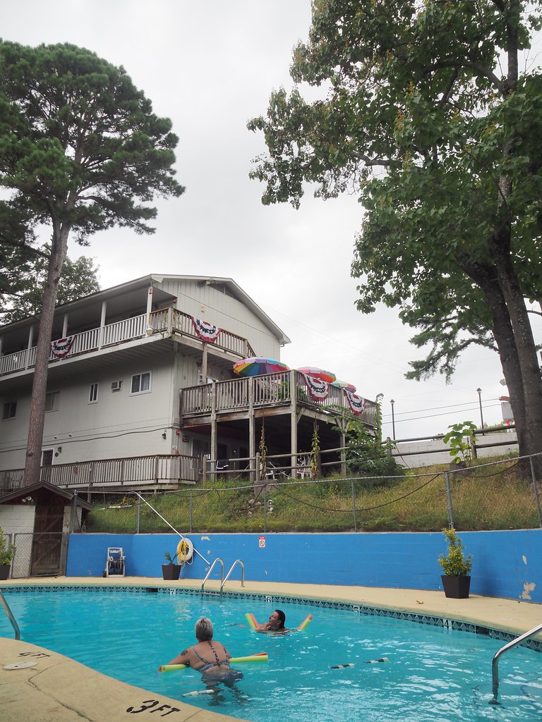 Eureka Spring, the Trails Inn Swimming pool They actually … Flickr