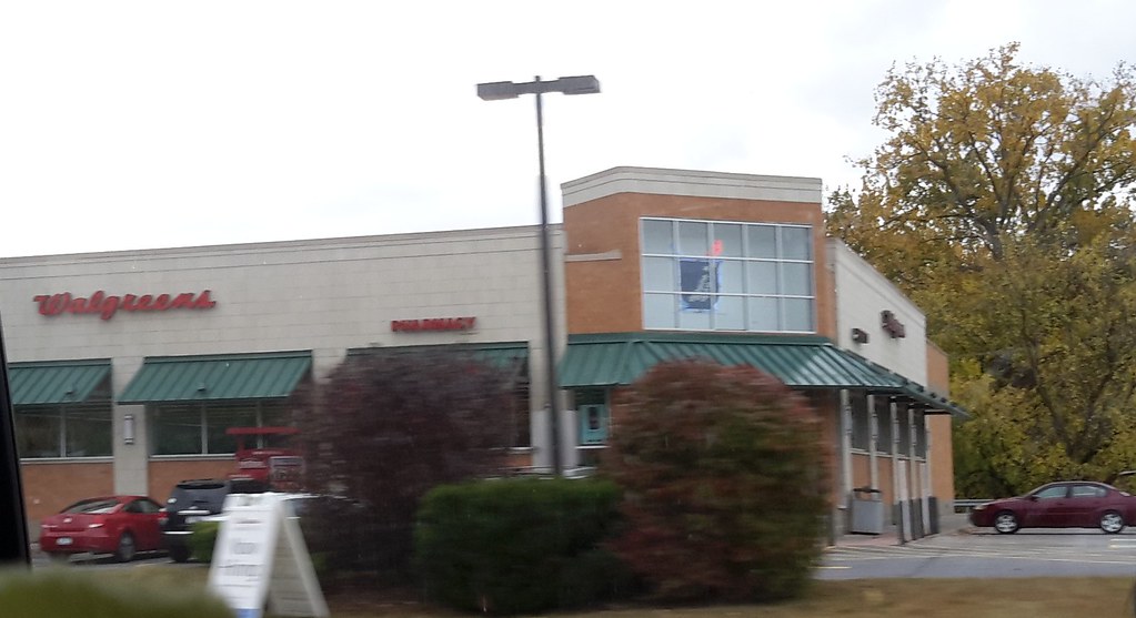Walgreens Colonie, NY A Walgreens pharmacy at 1850 Centr… Flickr