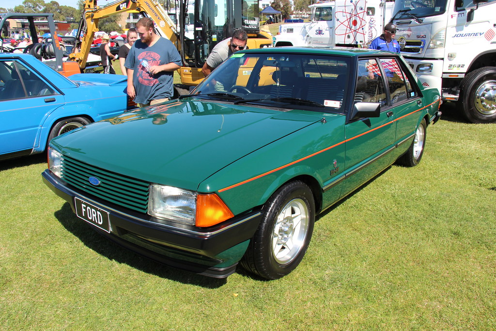 1980 Ford XD Fairmont Ghia ESP The XD Falcon was built fro… Flickr