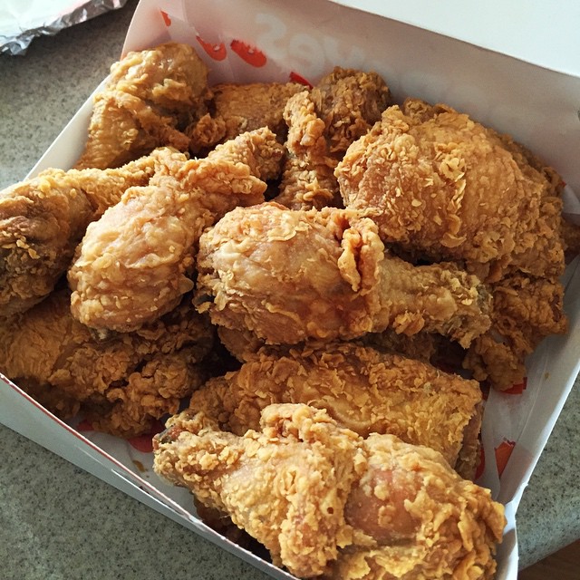 Finally got my Popeyes fried chicken. 😋😋😋 Leslie Flickr