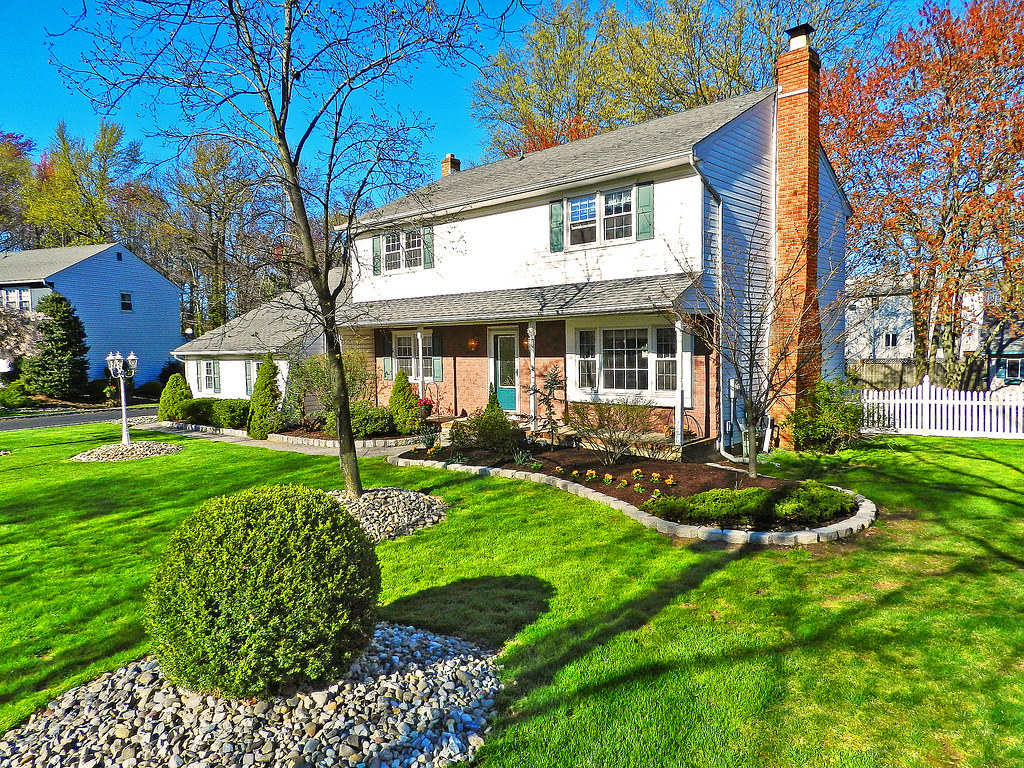 North Edison Home in NJ 08820 1 exposure vertical correct… Flickr