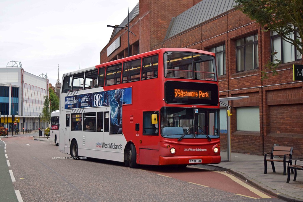Birmingham reject Like many black Country buses, 4144 star… Flickr