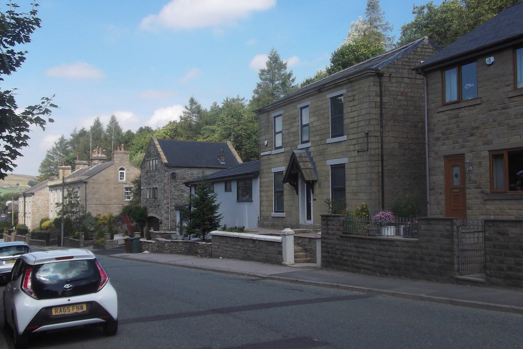 Houses, Rochdale Road, Bacup Robert Wade (Wadey) Flickr