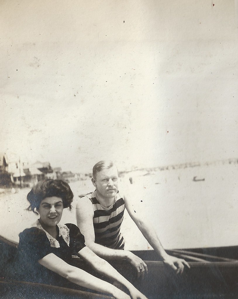 1909 Carol Simpson Chappell and Donald Chappell Ocean … Flickr