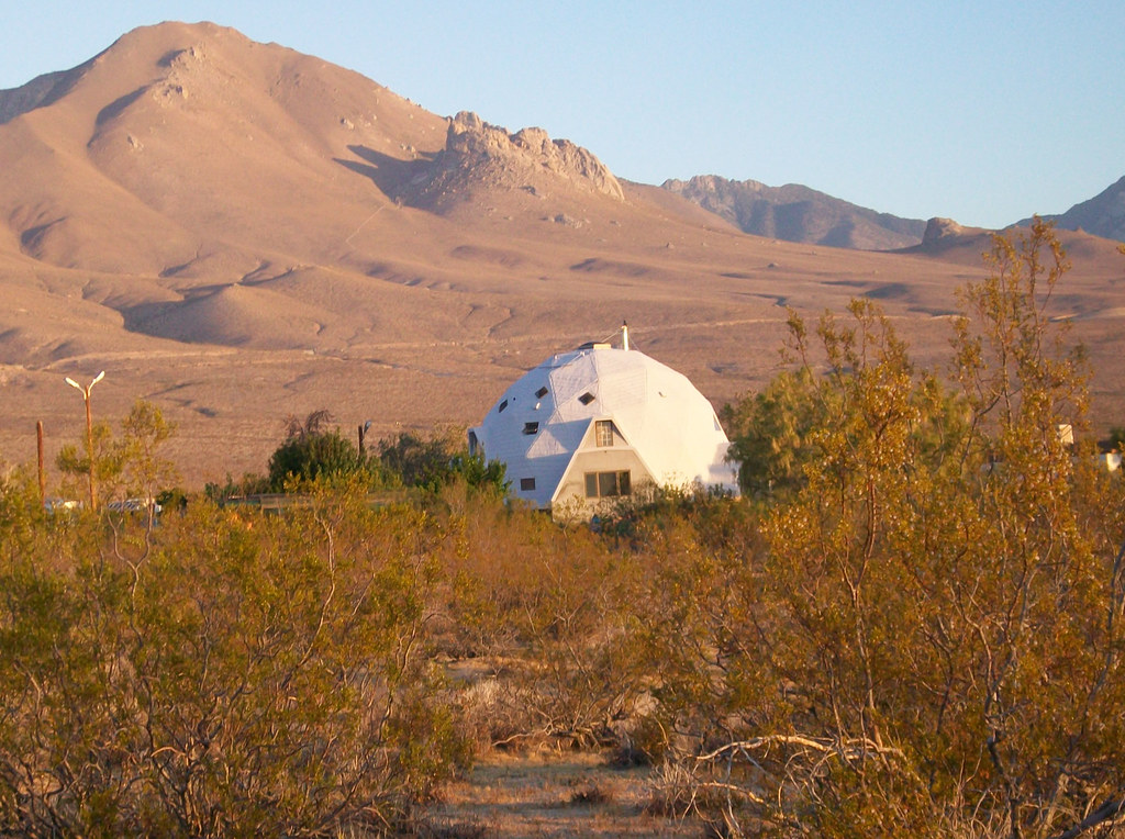 41 Desert Dome Home, Inyokern California, California Bird… Flickr