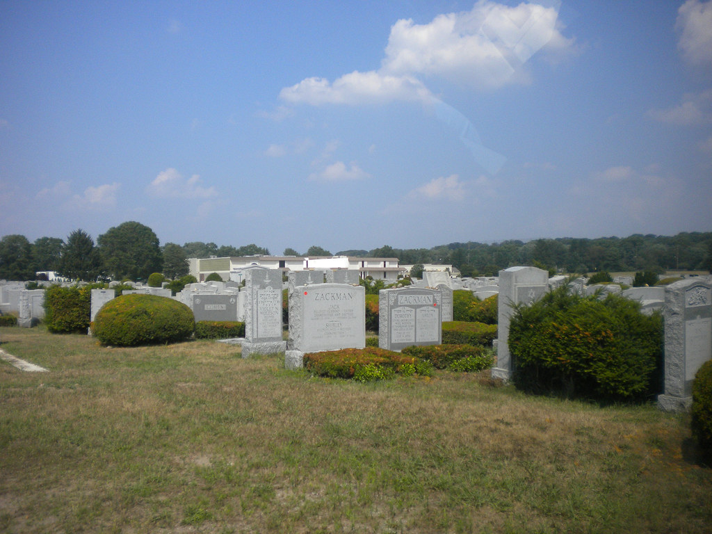 DSCN2771 Cedar Park Cemetery, 735 Forest Avenue, Paramus, … Flickr