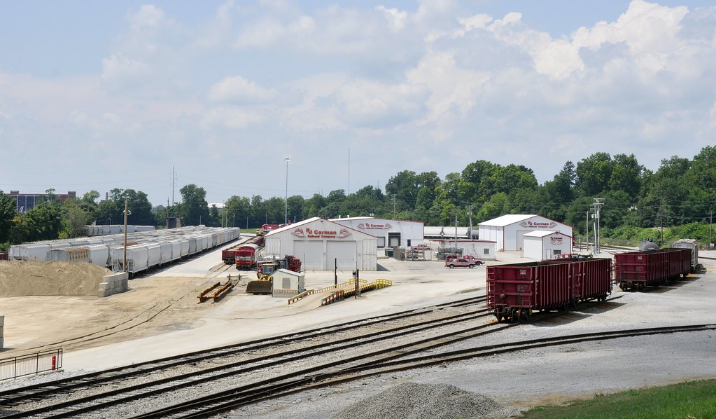 Lexington, Kentucky (2 of 2) RJ Corman yard. Google Map co… Flickr