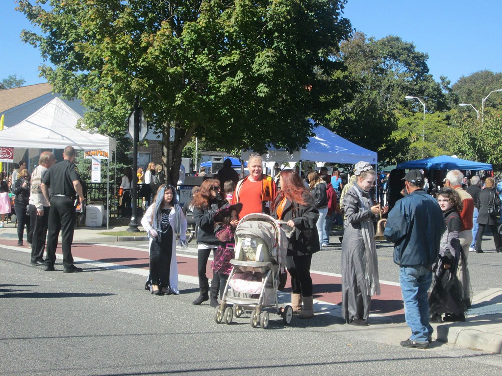 615872_538606202832856_1990575200_o Mastic Beach Village i… Flickr