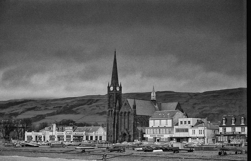 Largs Seafront Largs, Ayrshire seafront in 1984 Clyde Rivers Flickr