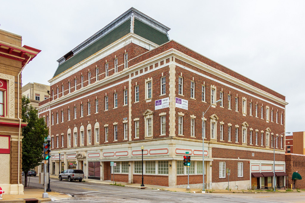 Pioneer Building St. Joseph, Missouri Brandon Bartoszek Flickr