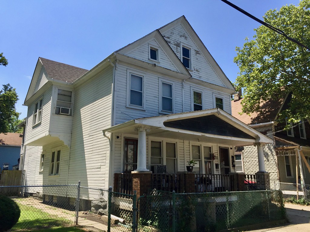 Prosser Avenue, St. ClairSuperior, Cleveland, OH Warren LeMay Flickr