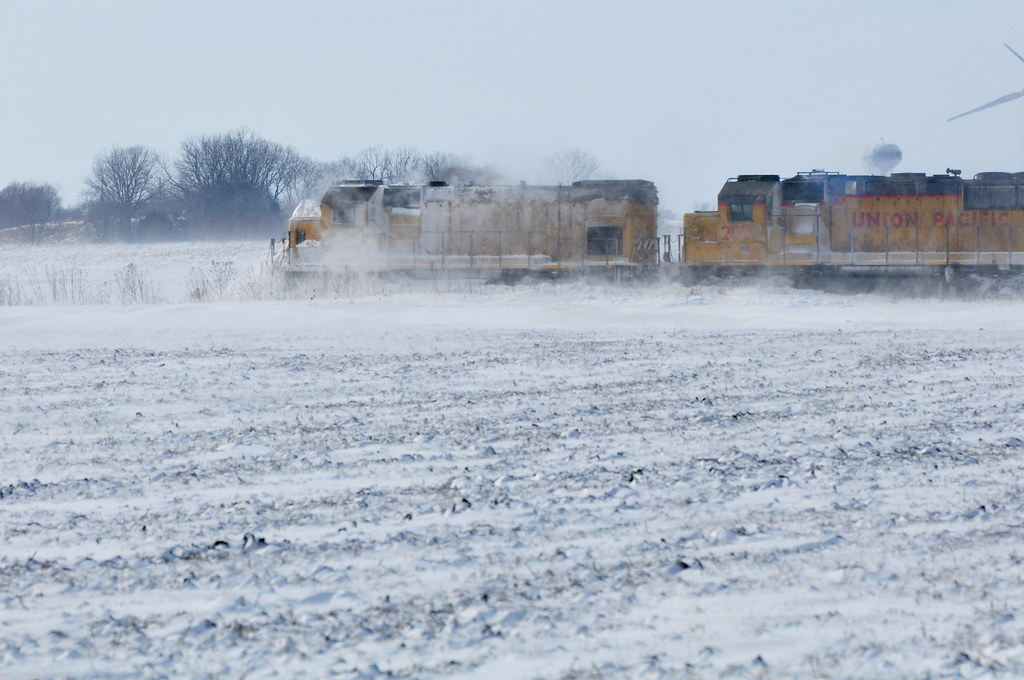U.P GP15's at Waterman IL in the snow strom A year ago th… Flickr