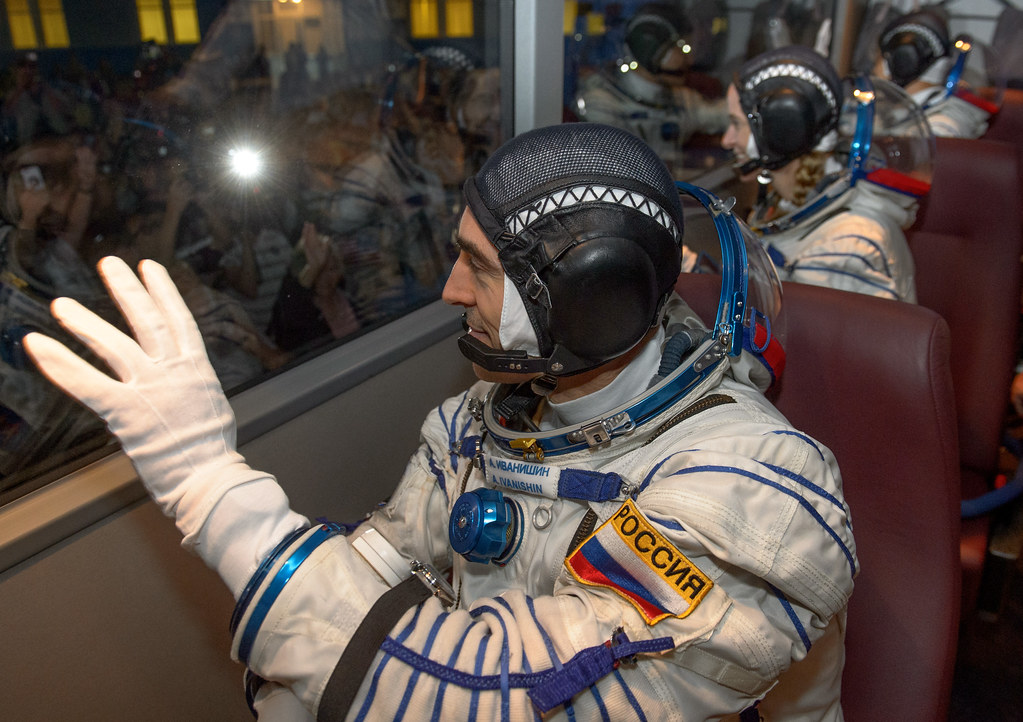 Expedition 48 Suit Up (NHQ201607070064) Russian cosmonaut … Flickr