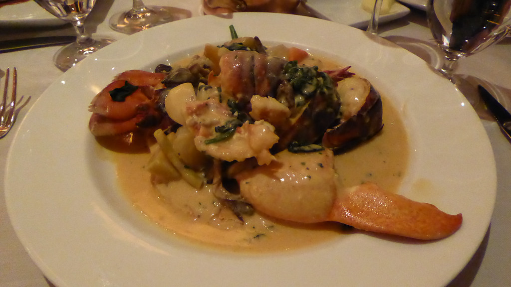 Las Vegas Fall 2016_0797 Lobster pot pie, Mina's signature… Flickr