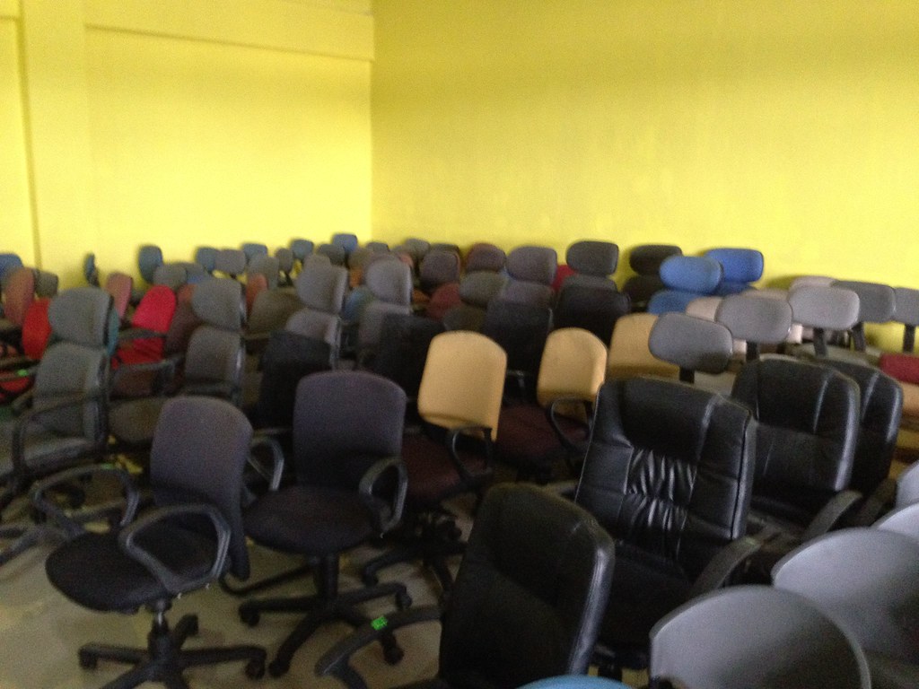 Surplus Furniture from Meggaoffice Surplus Cheap Office Fu… Flickr