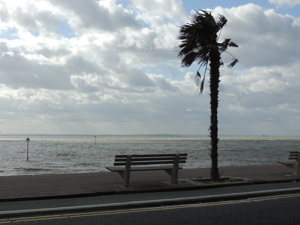 Thorpe Bay seafront, Southend Sue Condon Flickr