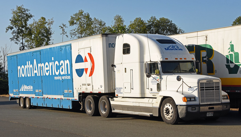 Freightliner FLD120 Mackie Moving Systems Dave White Flickr