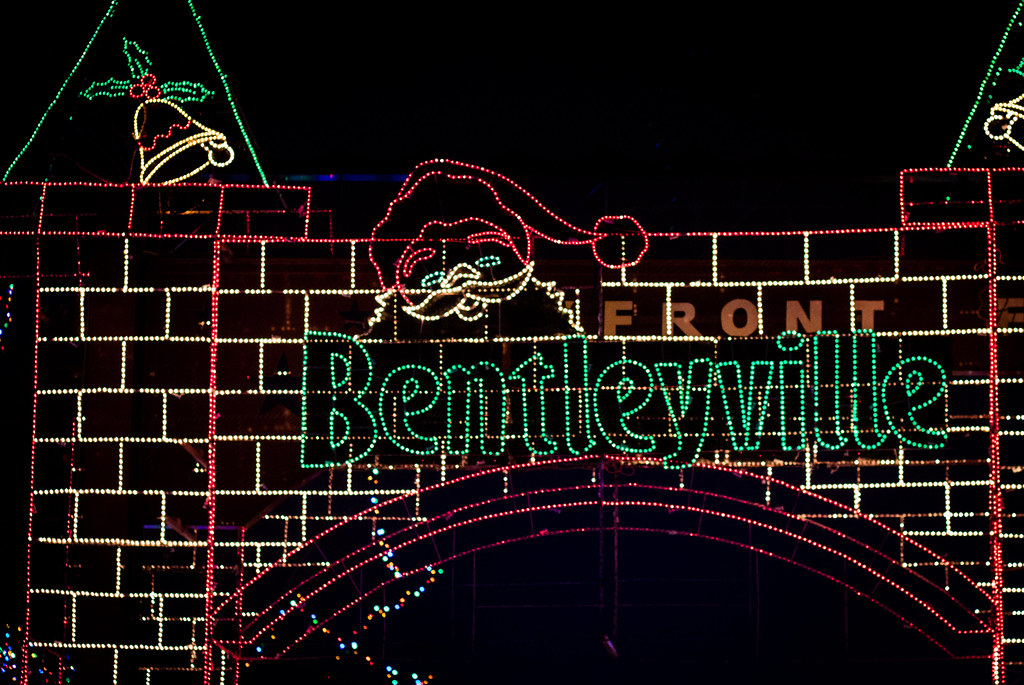 Bentleyville, Tour of Lights, Duluth Sharon Mollerus Flickr