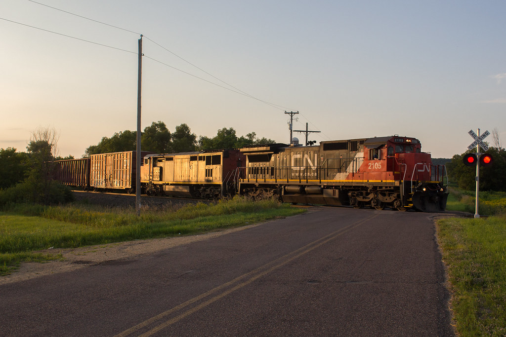 CN 2105, Downing WI A nice C408 duo yielded a second shot… Flickr