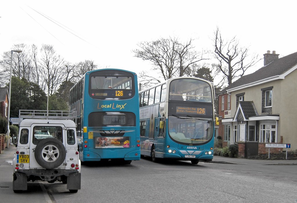 Arriva buses passing in Quorn, Leicestershire The Land Rov… Flickr