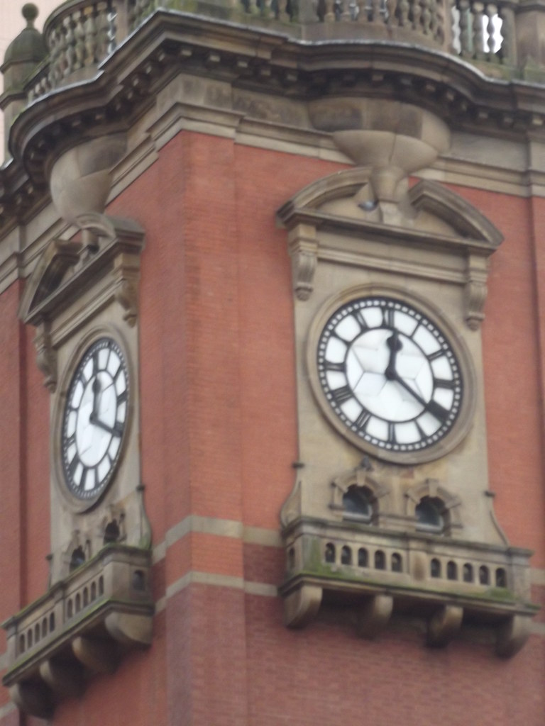 Victoria Centre Clock Tower Milton Street, Nottingham clock faces a photo on Flickriver