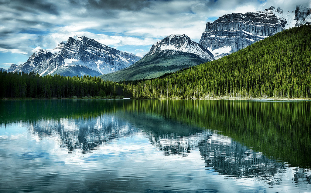 Waterfowl Lake © Jeff R. Clow Waterfowl Lake in Alberta, C… Flickr