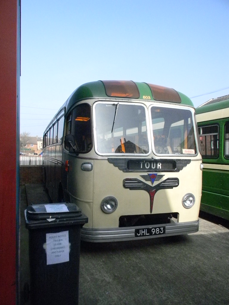 803 JHL983 west riding Dewsbury Bus Museum, Ravensthorpe A… Flickr