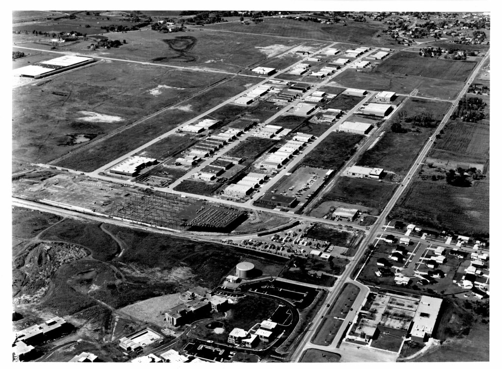 3511 Sep 14, 1974 Schaumburg, IL N end of Schaumburg Ind P… Flickr