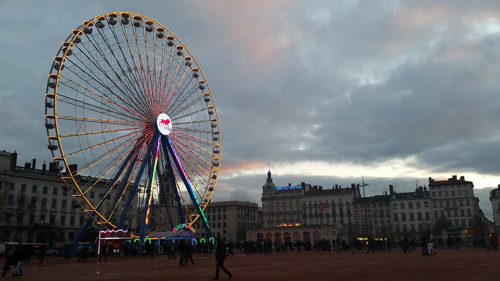 Tourne tourne A travers Flickr