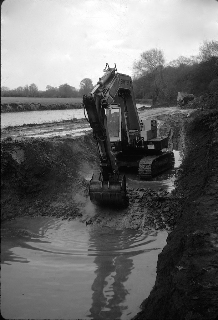 Construction of Marlcliff (I.W.A.) Lock, January 1970 Flickr
