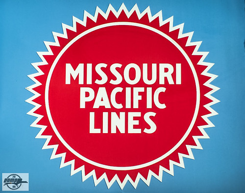 UP 1982 Missouri Pacifc Buzzsaw Dexter, MO UP 1982 is on… Flickr