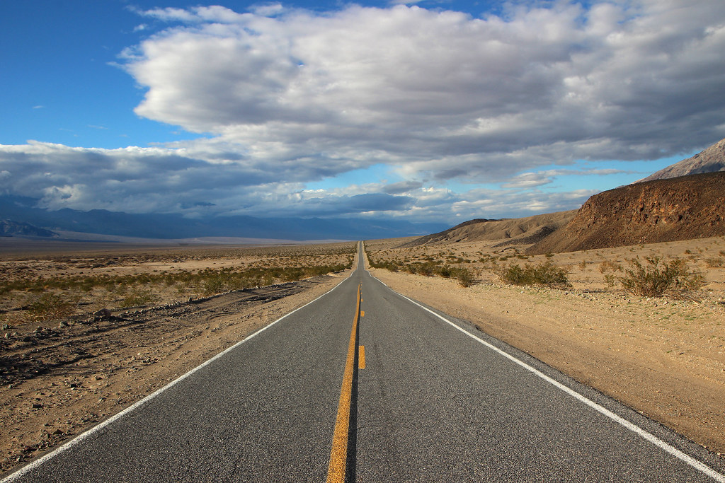 Open Road An amazing stretch of road on Highway 178, pictu… Flickr
