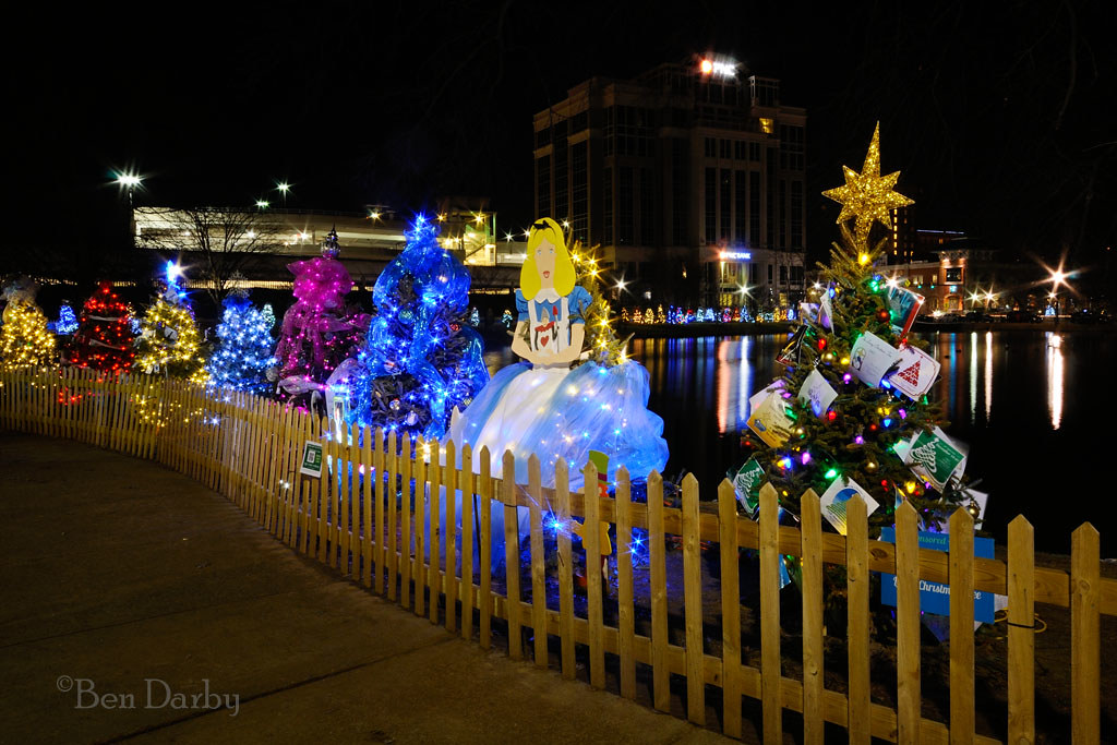 Tinsel Trail Huntsville's trail of Christmas trees. My wif… Flickr