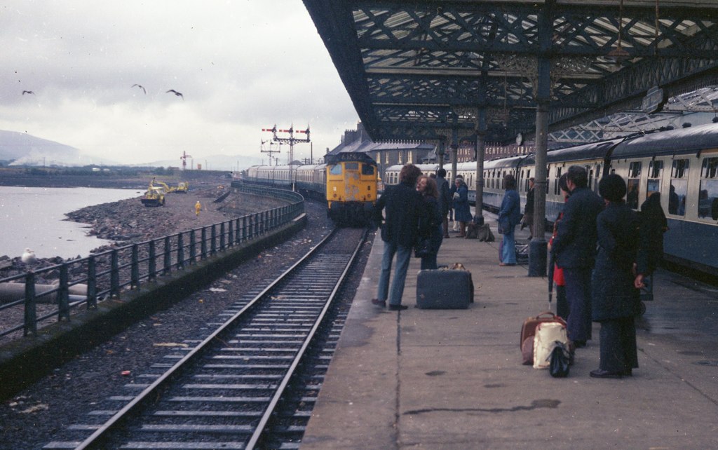 Fort William in 1974 The old Fort William station on 3 Sep… Flickr