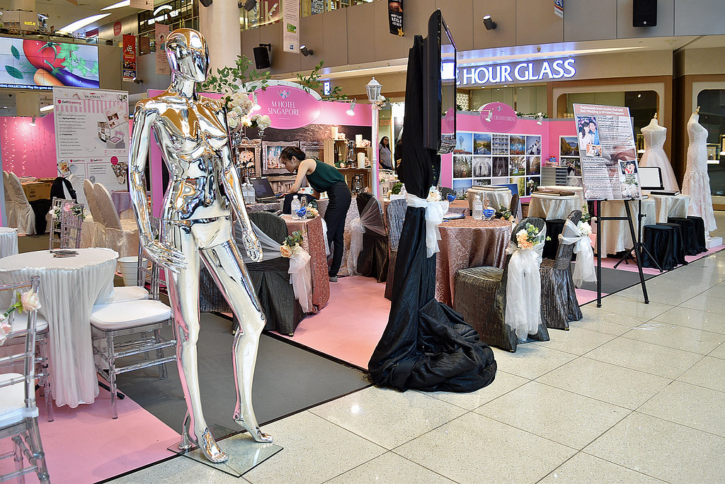 Wedding Dresses Promotion at the central atrium, VivoCity.… Choo