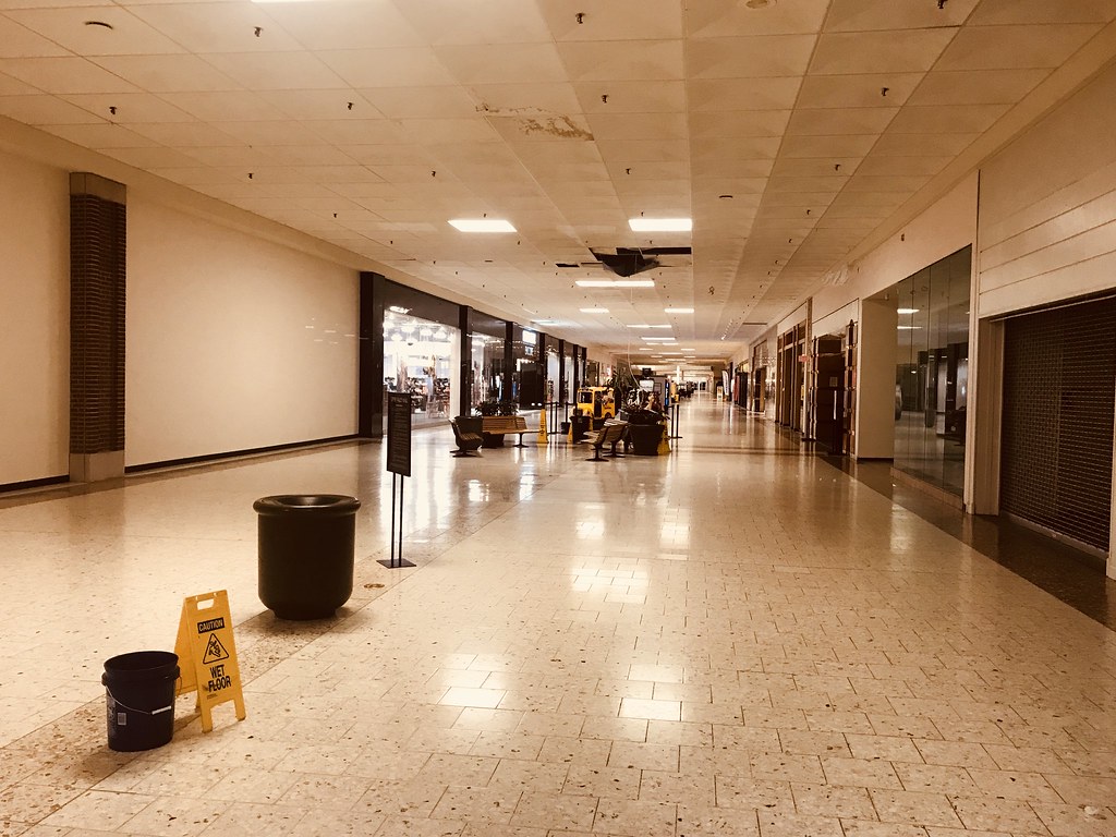 Upper Valley Mall. Springfield, Ohio Jeff Cross Flickr