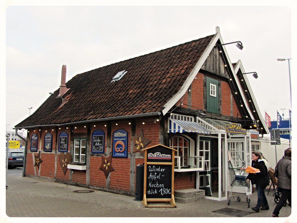 Bakery next to the IKEA in Bremen (Brinkum) Daniel _ v8dub Flickr