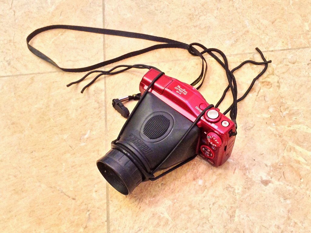 Hoodman Loupe on Canon SX700HS 20150303 Testing use of the… Flickr