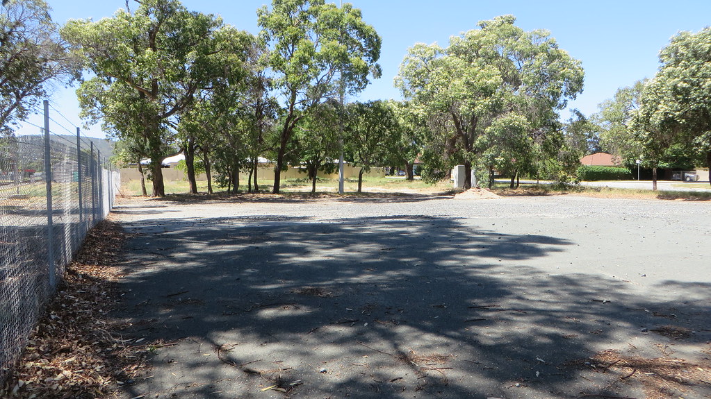 Former Gosnells Station Car Park Car parking area that ser… Flickr