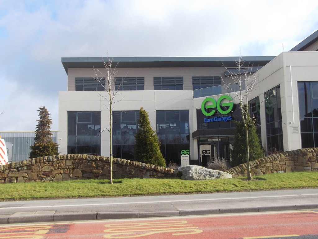 Euro Garages, Euro House, Beehive Trading Park, Haslingden… Flickr