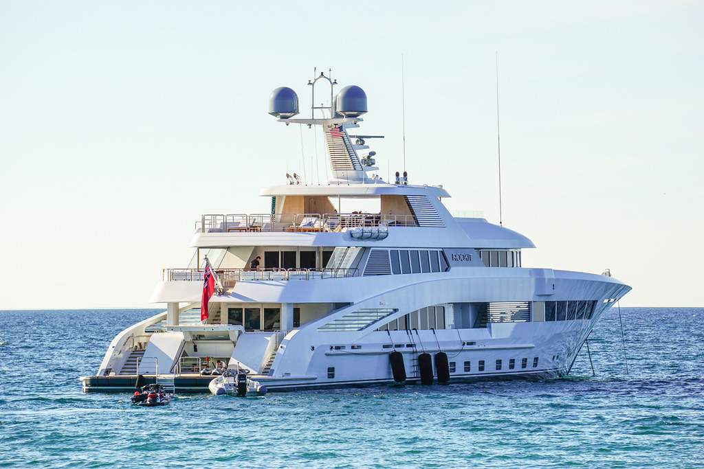 Rock.It yacht in Charlevoix, Michigan Built in 2014 by Fea… Flickr
