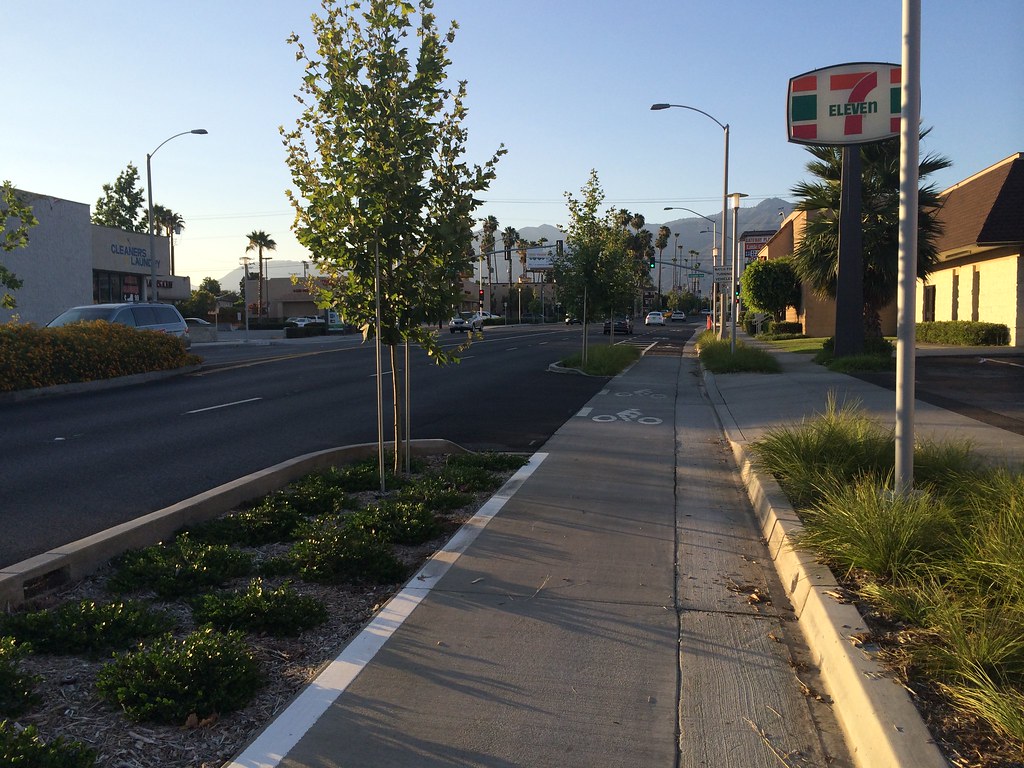 Rosemead Boulevard Rosemead Blvd in Temple City, CA. Prote… Flickr