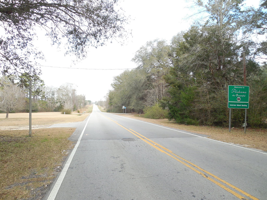 The ALFL State Line North of Graceville FL at the start o… Flickr