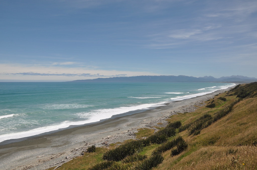 McCracken's Rest View looking up west/north along the coas… Flickr