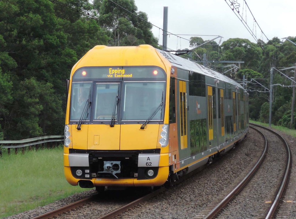 Sydney Trains Waratah A62 departs Meadowbank, Epping bou… Flickr